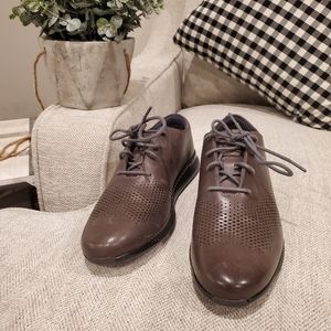 Brand new Cole Haan 2. Zero Grand leather shoes